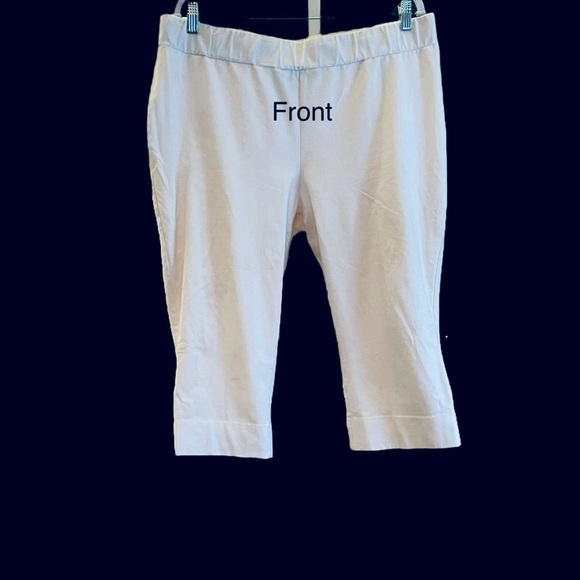 Women With Control Petite Pull-On Capri Pants. White. 1X Petite - Picture 1 of 12